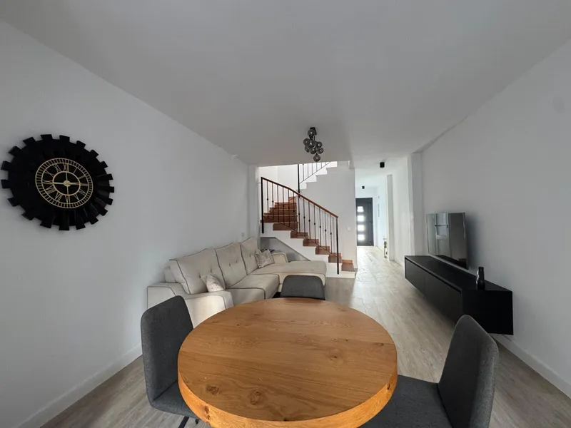 House - Inca (Cristo Rey) , Built Surface 150m 2 , 4 Bedrooms, 1 Bathrooms. — photo 1