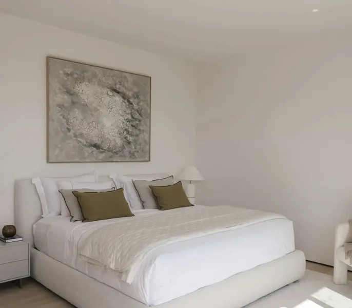 New built luxury villa with sea views in Portals — photo 10