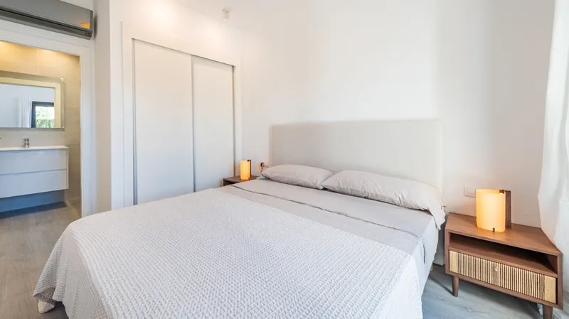 New modern apartment in a beautiful residence in Cala Murada — photo 11
