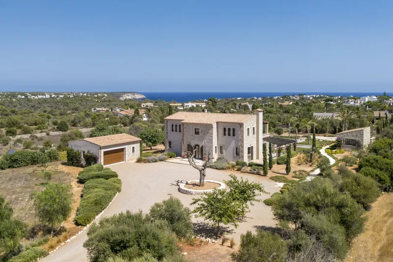 Stone finca with sea views near the bay of Cala Llombards — photo 2
