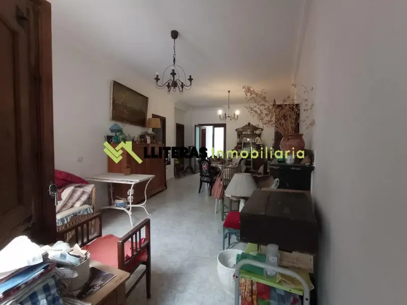 Do you dream of a spacious house with enough room for the whole family? Or perhaps you are looking for a home for two families with separate entrances, — photo 3