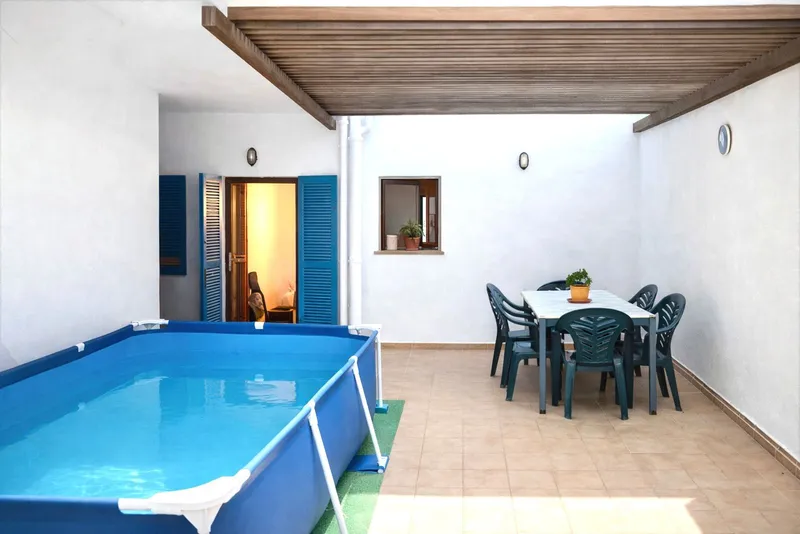 Ground floor of 155 m2 in Puerto Pollensa near the beach — photo 1