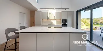 Real estate picture 0 Ref. No. 82100 — photo 10
