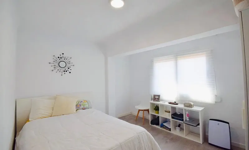 Discover this cozy and bright fifth-floor apartment of 75 m², a home with great potential and a comfortable, functional layout. It has 3 — photo 8