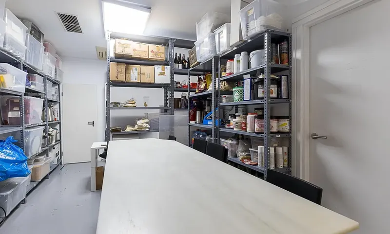 Spacious premises with industrial activity license — photo 5