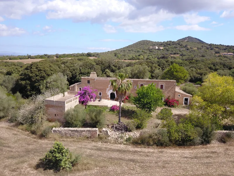 V694 – Ideal for investors: exceptional plot in a quiet location suitable for building 5 fincas — photo 3