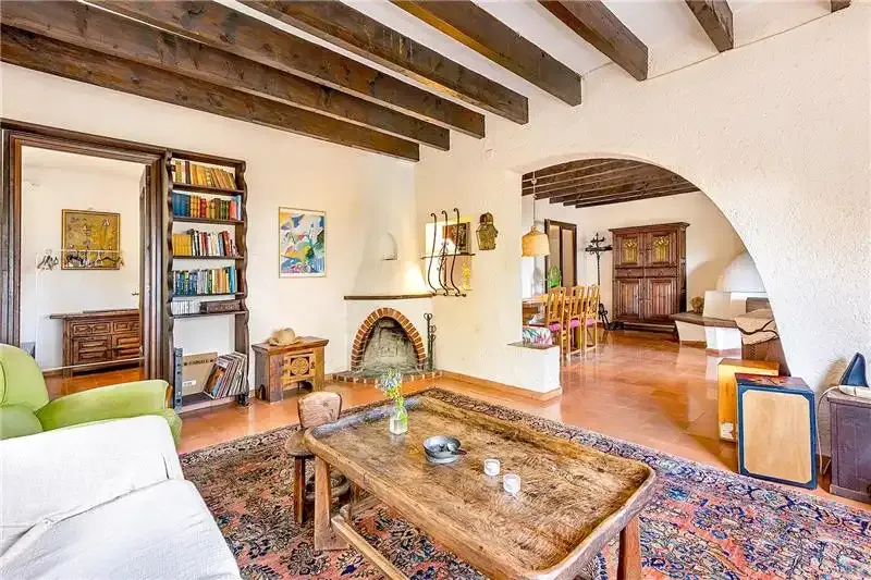 Finca on plot of approx. 1,400m2 with panoramic sea views, 214m2 built, large living-dining room with fireplace, furnished and equipped kitchen — photo 9
