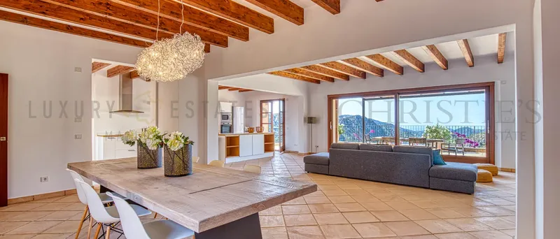 Mediterranean finca in Andratx with panoramic views and vacation rental license — photo 2