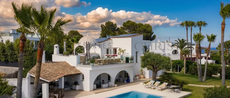 Villa in Sol de Mallorca with Moorish architecture and partial sea views — photo 1