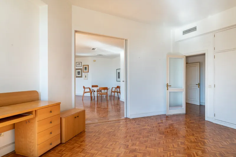 Charming Apartment with Large Terrace and Breathtaking Views of Palma Port — photo 12