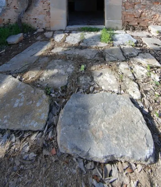 Town house for renovation with many possibilities near the center of Ses Salines — photo 12
