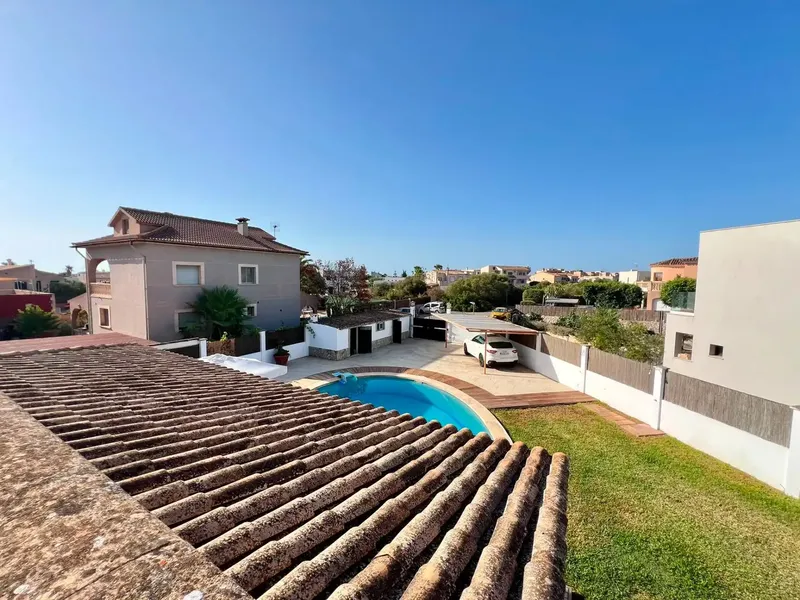 Magnificent villa with pool and garage in Portocolom: long-term rental. — photo 12