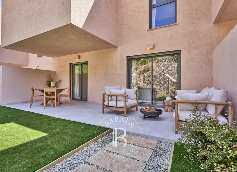 New Build Esporles Townhouse with Outdoor Spaces and Panoramic Views — photo 1