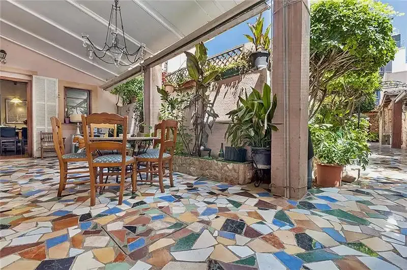 House in El Molinar, very close to the sea, spacious and excellent south orientation — photo 2