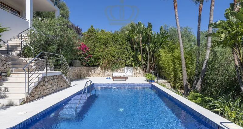 Exclusive villa in Puerto Pollensa with sea views in dreamy hillside location — photo 8