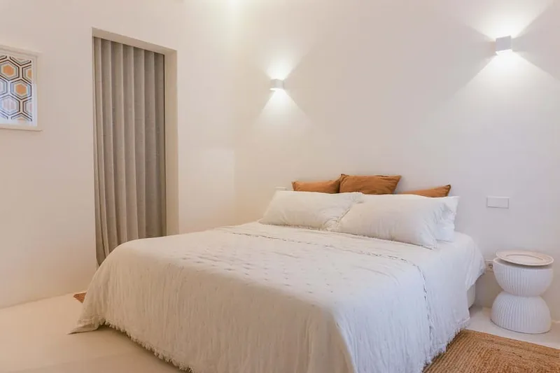 2 bed, 2 bath Turnkey apartment in Santa Catalina with private terrace and parking — photo 12