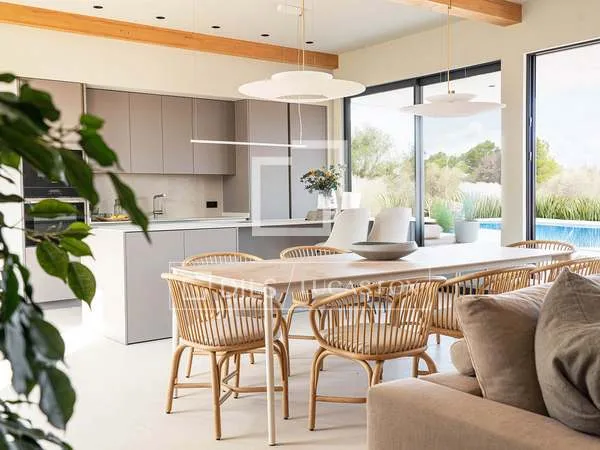 592m² house / villa for sale in Palma de Mallorca — photo 10