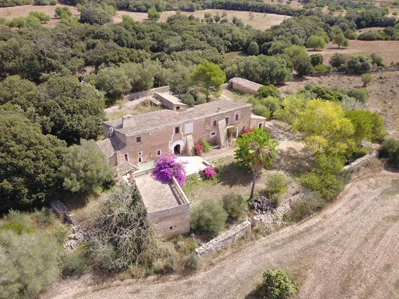 V694 – Ideal for investors: exceptional plot in a quiet location suitable for building 5 fincas — photo 5