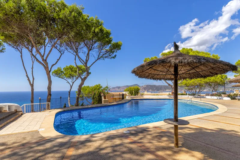 Apartment in Santa Ponsa - Pool terrace with sea view — photo 1
