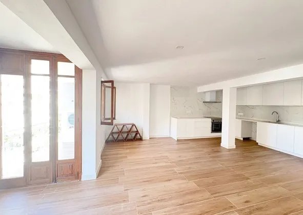 Flat / apartment in Calle de Berenguer de Tornamira, Sant Jaume, Palma de Mallorca — photo 1