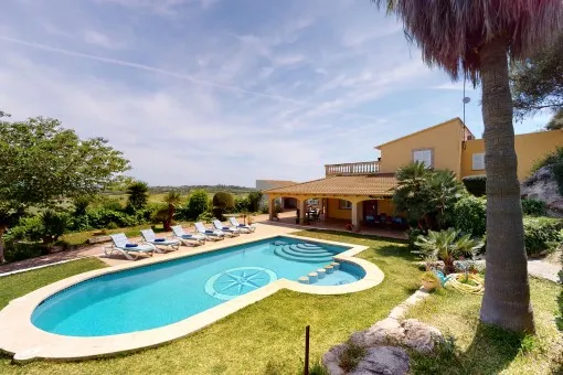Muro: Panoramic finca with holiday rental license near Playa de Muro — photo 1