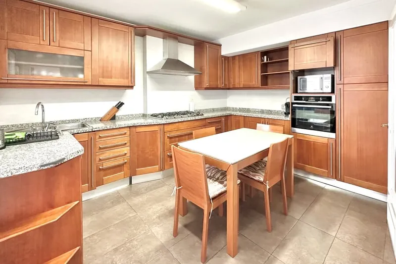 Spacious apartment with views and parking near Porto Pi — photo 11