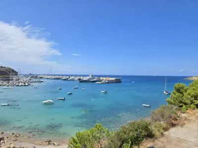 Apartment - Calvià (El Toro), built surface 66 m², 2 bedrooms, 1 bathroom, 100 m to the sea — photo 2