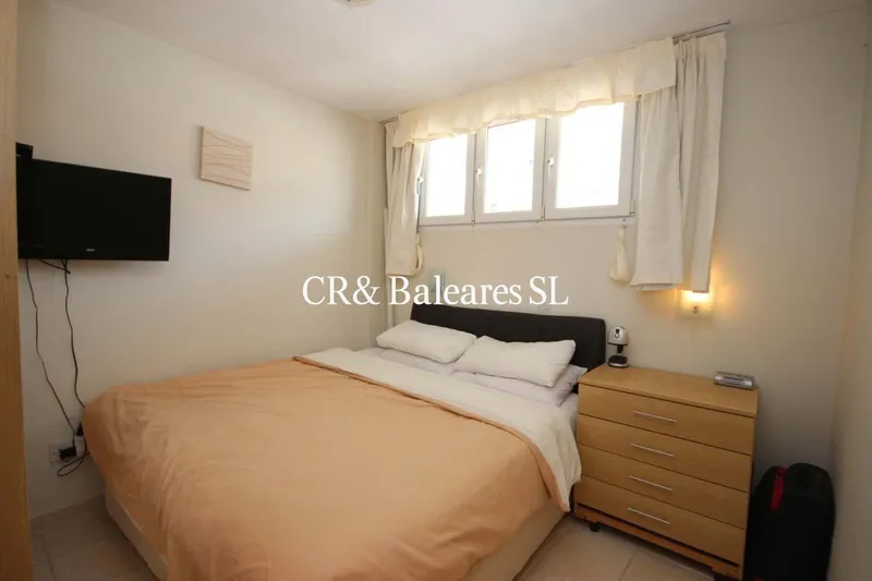 Sea-front one-bedroom apartment with superb views — photo 6