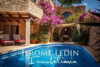 Beautiful villa with tourist license near Santanyí — photo 1
