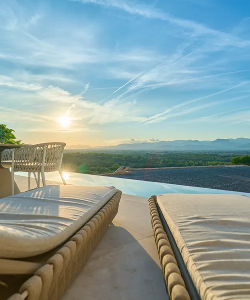 Modern and bright villa with panoramic views in Costitx — photo 2