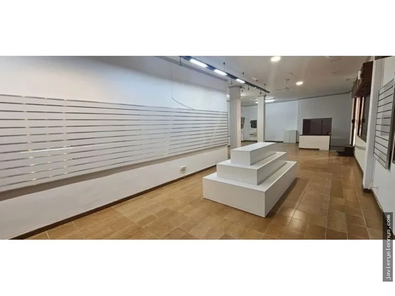 Rental of premises on Calle del Mercadal — photo 6