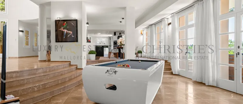 Villa in Cala Vinyes with pool and sea views — photo 4