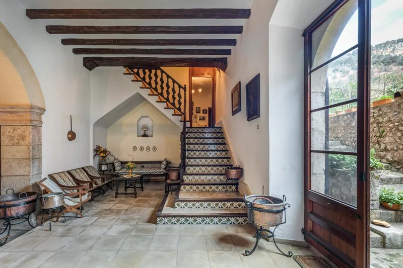 Imposing historic property directly in the heart of Fornalutx — photo 11
