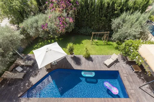 Calvia, tranquil villa in Calvià with stunning sea and mountain views and a holiday rental license — photo 1