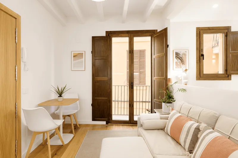 Renovated apartment in historic center of Palma — photo 3