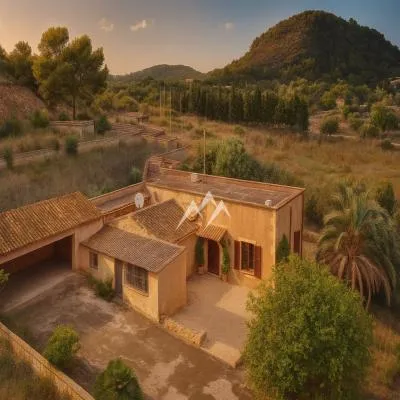 Rustic Estate of 18,000 m2 in Son Servera — photo 1