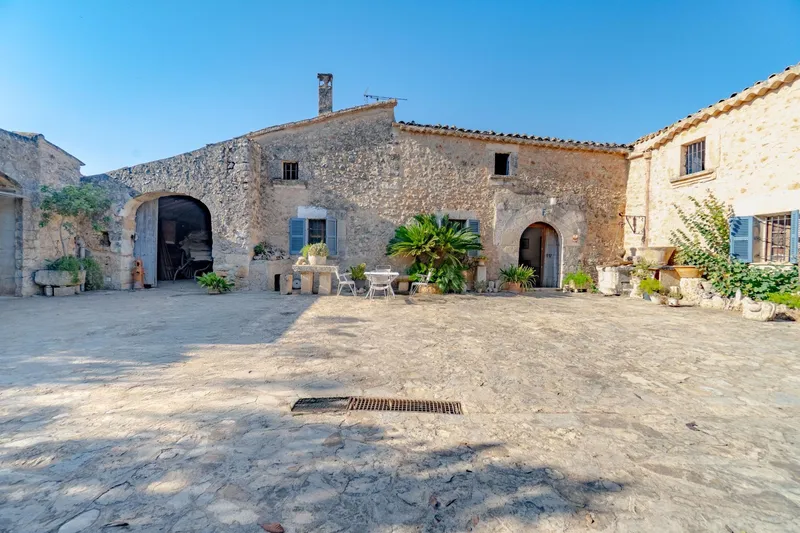 Finca with large plot in Sencelles — photo 7