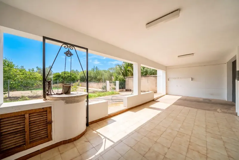 Looking for space, tranquility and a home you can adapt to your needs? This property may be what you are looking for. — photo 2