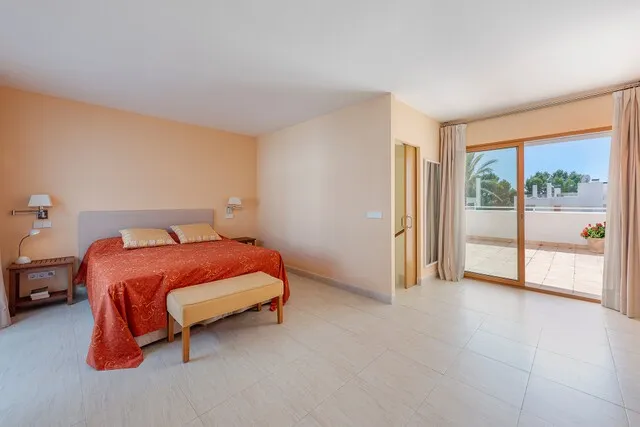 Attractive house for sale in an exclusive area of Puerto Pollensa, North Mallorca — photo 10