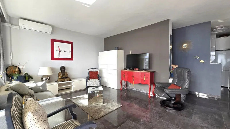 AL-JHRE056 – Fantastic renovated 1-bedroom apartment with terrace and stunning sea views — photo 6