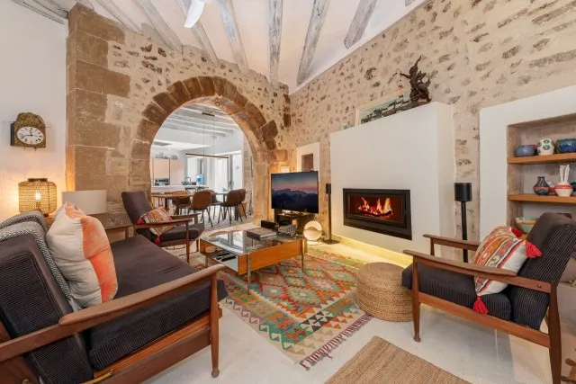 Stylish town house with pool for sale in the centre of Pollensa, Mallorca — photo 2