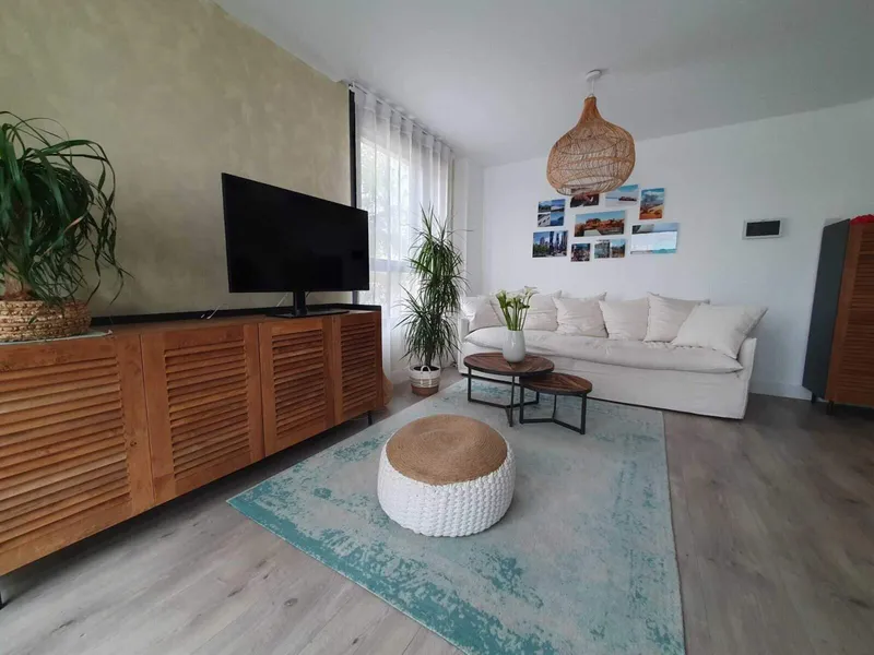 100m² penthouse with 4 rooms, 2 bathrooms and balcony for sale — photo 4
