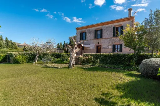 Manacor, charming finca on an exceptionally large plot with panoramic views and a small grove of trees near Sant Llorenç — photo 5