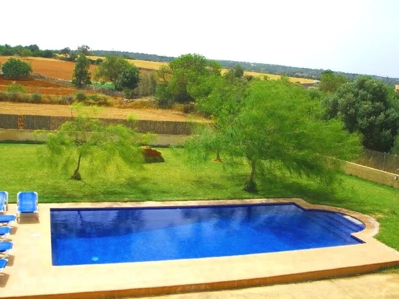 Country house in a beautiful setting with panoramic views near Campos — photo 2