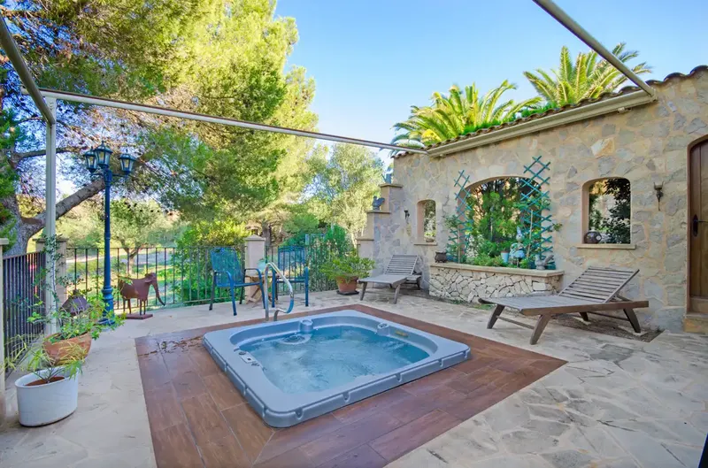 Buy a finca in Son Macià: a dream property with jacuzzi, sea views and independent living unit in Mallorca. — photo 1