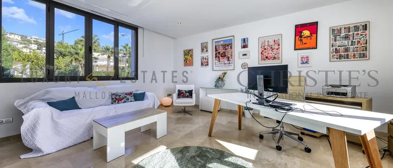 Modern villa in Nova Santa Ponsa with large plot and partial sea views — photo 10