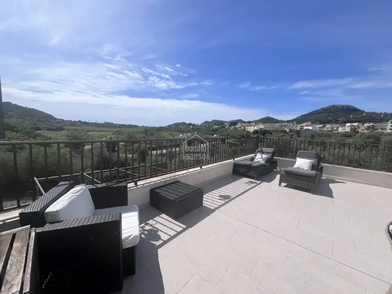 Charming house in Son Servera offering 2 independent homes. The house was built in 2020 on a 375m² plot in a small — photo 1