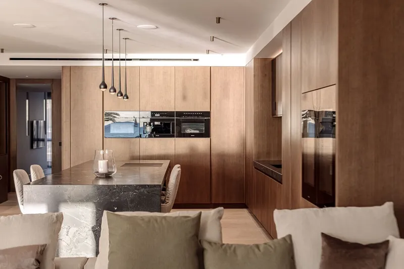 A home like no other – 212 m² luxury directly by the sea in Portixol — photo 3