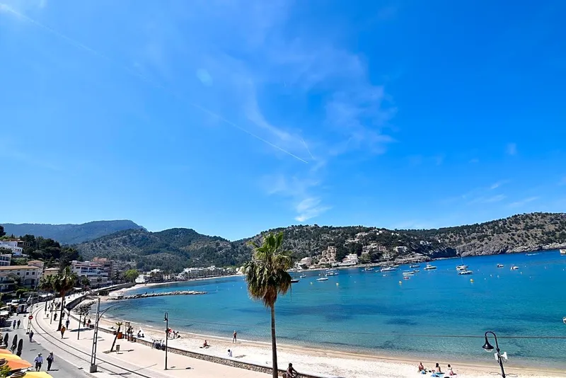 Building on the first line of the Port of Sóller — photo 6
