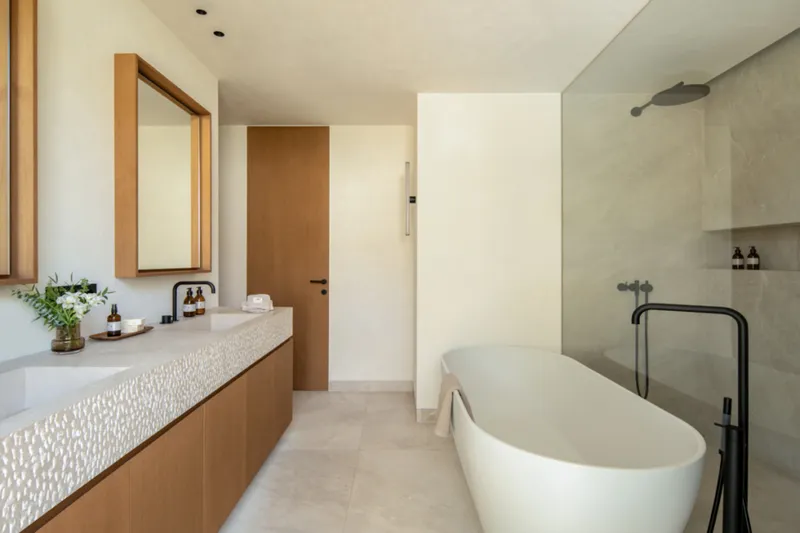 Newly built villa in Mediterranean style with sea view - kitchen and dining area (13018) — photo 11